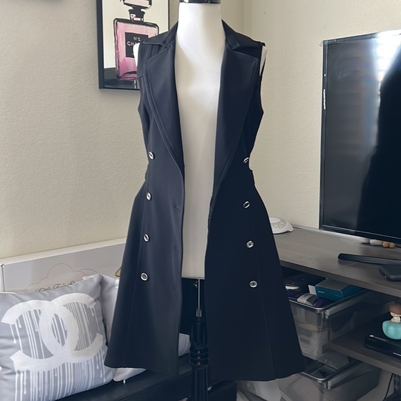White House black market sleeveless black trench coat dress 6 - Picture 12 of 14